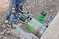 Эксплуатация двигателя алмазного бурения Eibenstock EBM 352/3 Эксплуатация двигателя алмазного бурения Eibenstock EBM 352/3