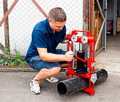 Использование передавливателя гидравлического для полиэтиленовых труб Brexit BrexPress G200, 15 т Использование передавливателя гидравлического для полиэтиленовых труб Brexit BrexPress G200, 15 т